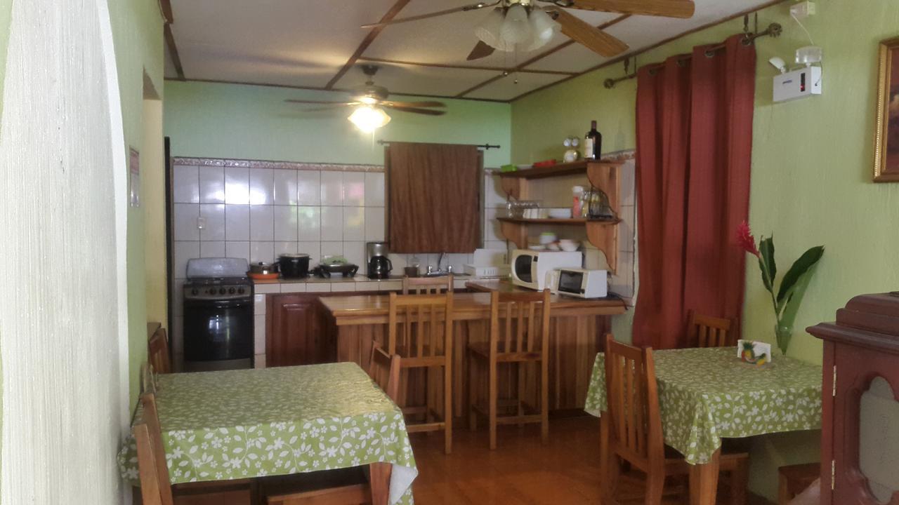 Hotel Villa Prats Manuel Antonio Eksteriør billede